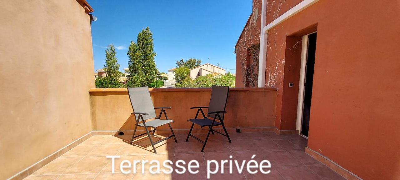 Le Barcares Logement Climatise Pour 6 Personnes, Draps Et Serviettes Non Fournis Air-Conditioned Accommodation For 6 People, Sheets And Towels Not Provided Alojamiento Con Aire Acondicionado Para 6 Personas, Sabanas Y Toallas No Incluidas Exterior photo