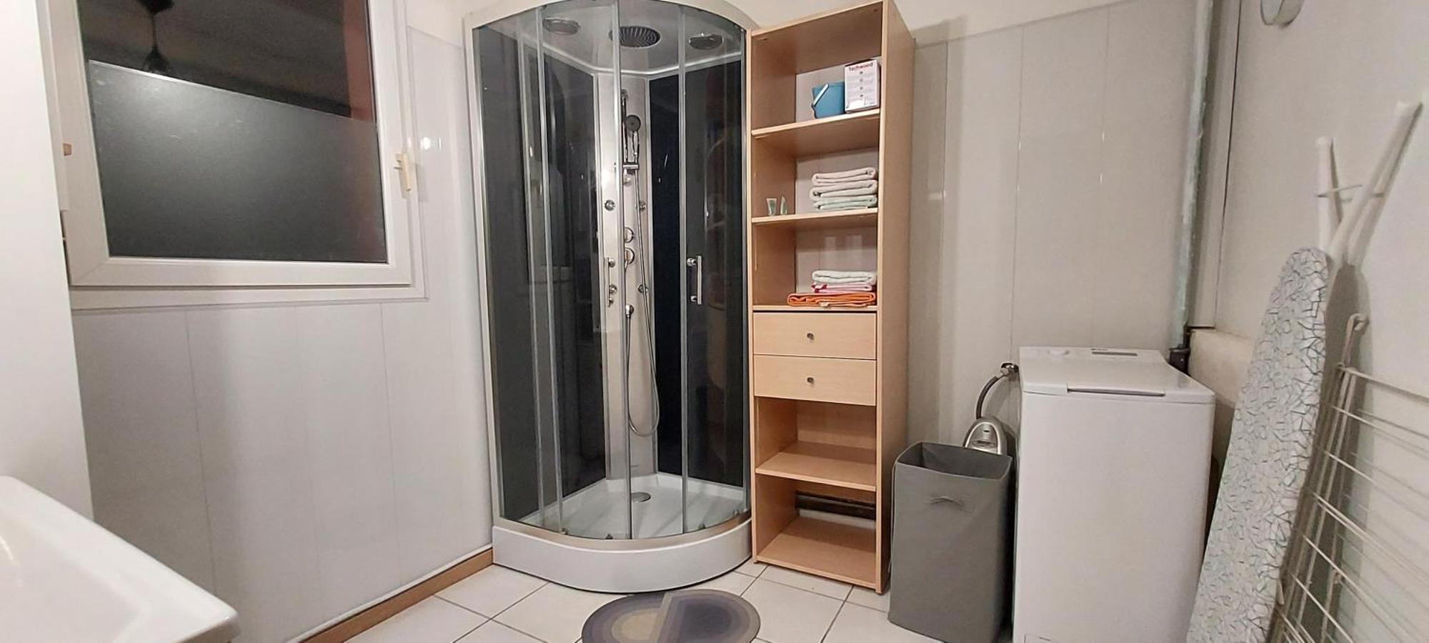 Le Barcares Logement Climatise Pour 6 Personnes, Draps Et Serviettes Non Fournis Air-Conditioned Accommodation For 6 People, Sheets And Towels Not Provided Alojamiento Con Aire Acondicionado Para 6 Personas, Sabanas Y Toallas No Incluidas Exterior photo